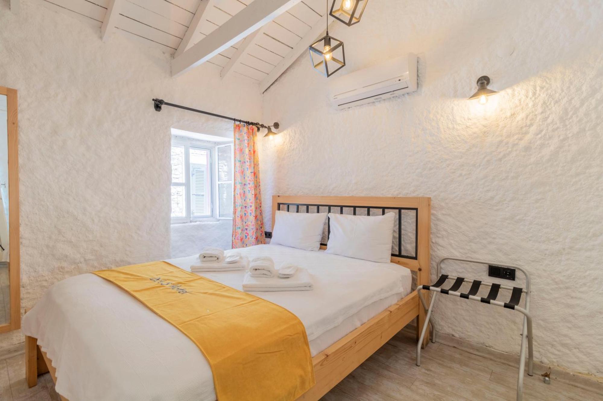 Alacati * Çeşme