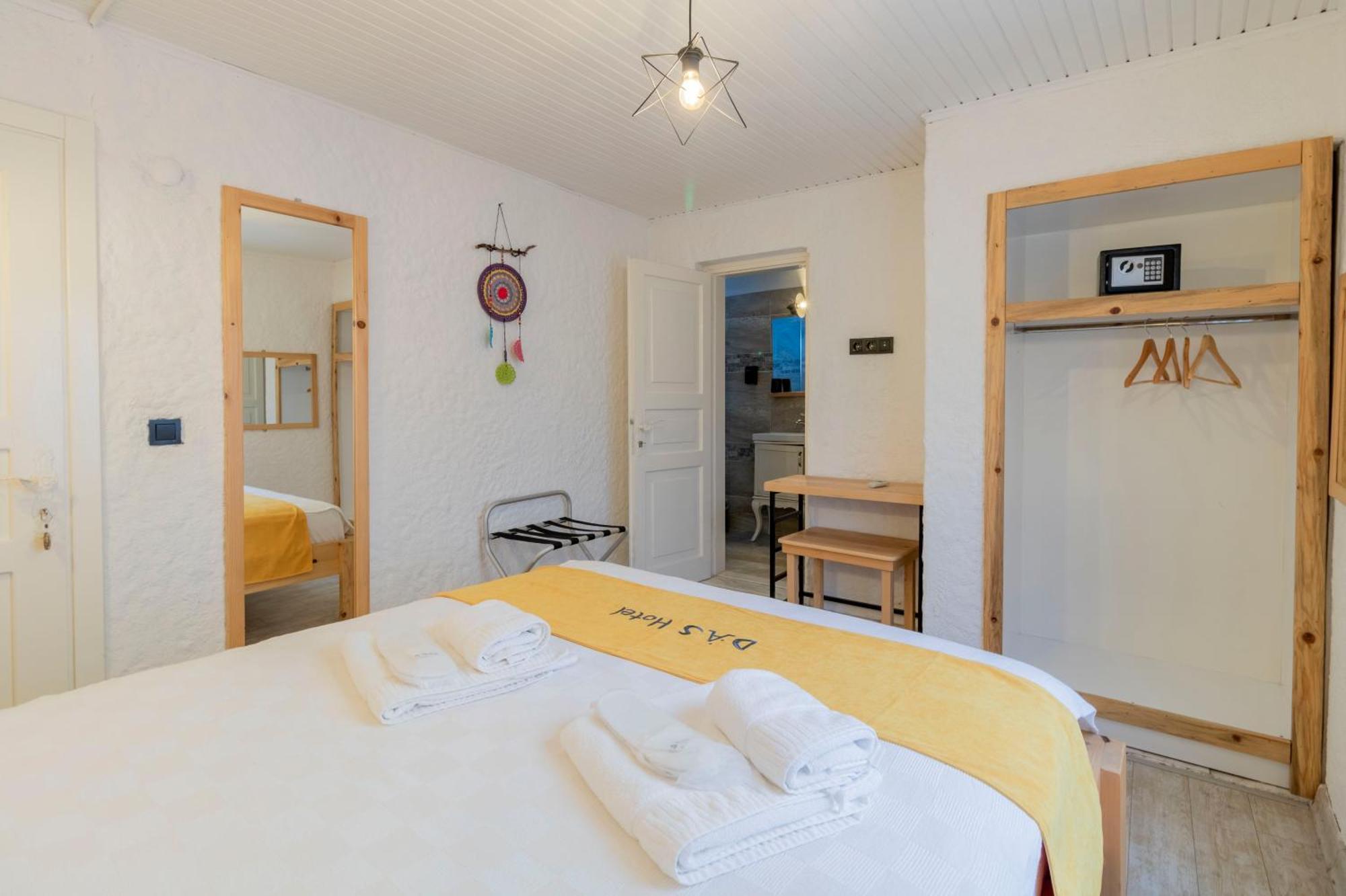 Gazde/Camere de închiriat Alacati