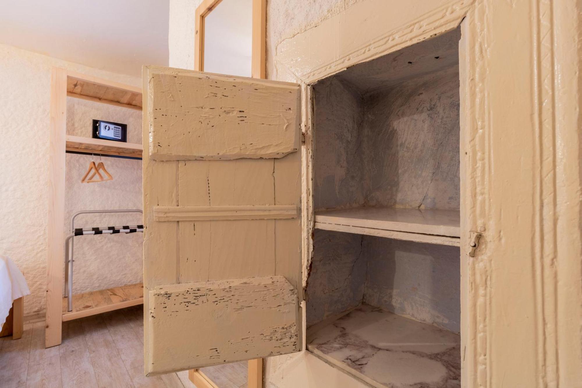 Alacati Gazde/Camere de închiriat